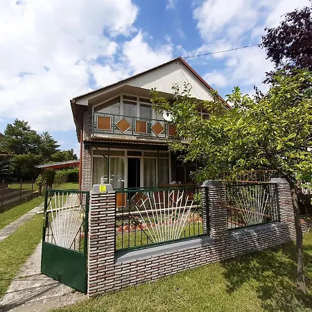 Holiday home Eliza Nyaralo