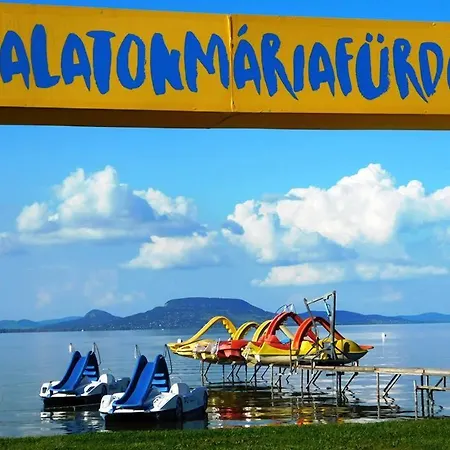 Eliza Nyaralo * Balatonmariafurdo